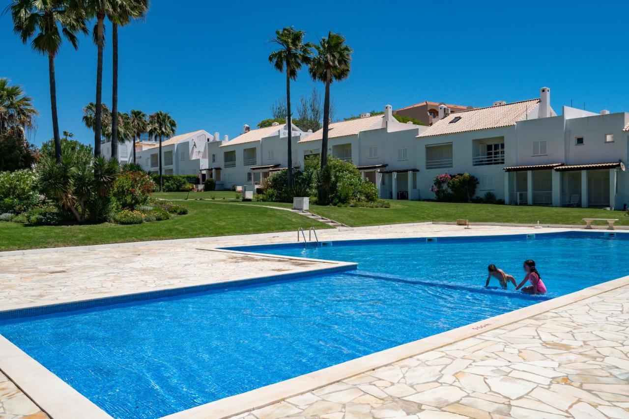 Beach Villa With Ocean View And Rooftop Cinema Ґія Екстер'єр фото